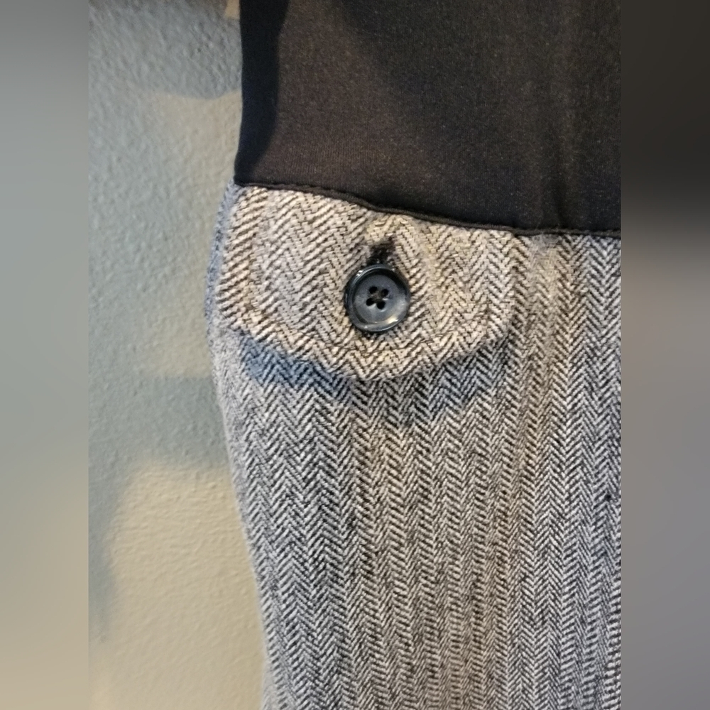 Liz Lange Maternity Slacks, Black and White, Size 4 - Picture 2 of 8